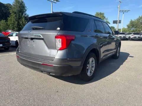 More photos of 2021 Ford Explorer XLT at First Team Kia, VA