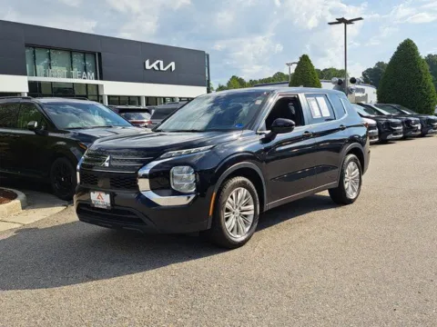 Black 2024 Mitsubishi Outlander ES for sale in Suffolk, VA