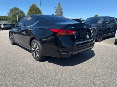 Another view of 2019 Nissan Altima 2.5 SL for sale in Suffolk, VA at First Team Kia