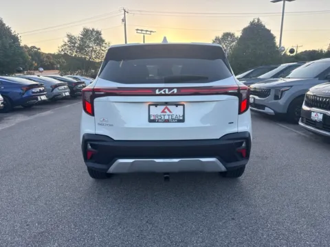 More photos of 2024 Kia Seltos LX at First Team Kia, VA