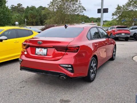 More photos of 2019 Kia Forte LXS at First Team Kia, VA