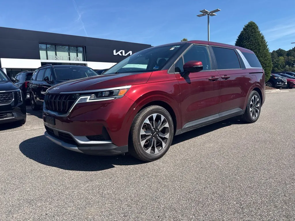 Red 2024 Kia Carnival EX for sale in Suffolk, VA