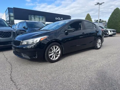 Black 2017 Kia Forte LX for sale in Suffolk, VA