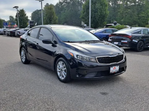 More photos of 2017 Kia Forte LX at First Team Kia, VA