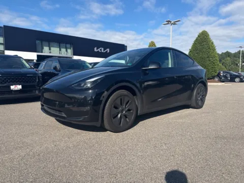 Photos of 2025 Tesla Model Y Long Range for sale in Suffolk, VA at First Team Kia