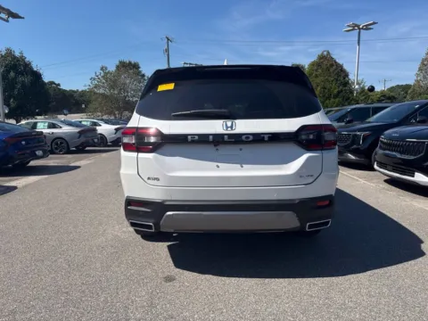 More photos of 2026 Honda Pilot Elite at First Team Kia, VA