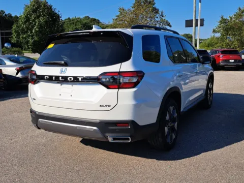 More photos of 2026 Honda Pilot Elite at First Team Kia, VA