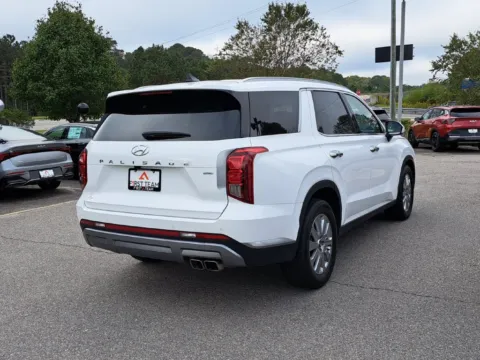 More photos of 2024 Hyundai Palisade SEL at First Team Kia, VA
