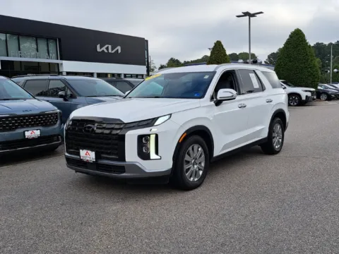 Photos of 2024 Hyundai Palisade SEL for sale in Suffolk, VA at First Team Kia