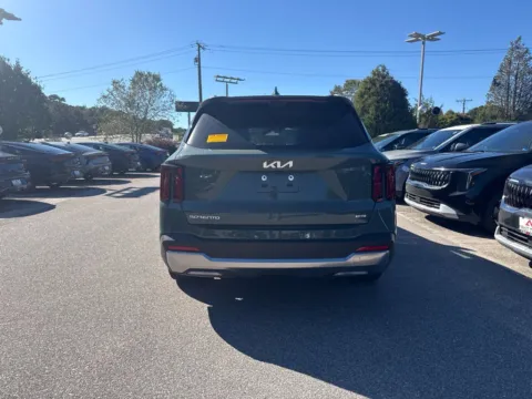 More photos of 2025 Kia Sorento Hybrid SX Prestige at First Team Kia, VA