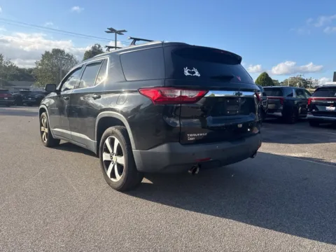 Another view of 2018 Chevrolet Traverse 3LT for sale in Suffolk, VA at First Team Kia