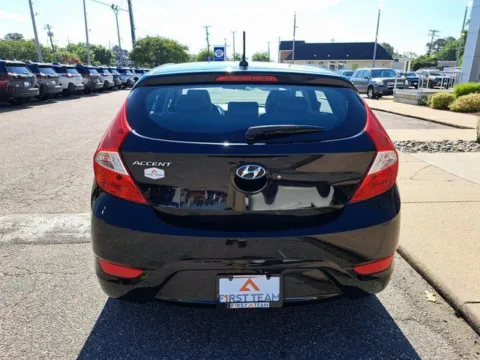 More photos of 2017 Hyundai Accent SE at First Team Subaru Norfolk, VA
