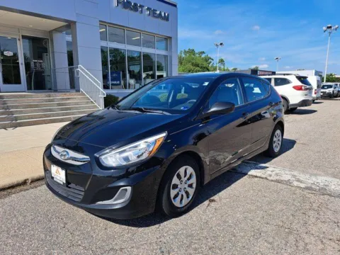 Photos of 2017 Hyundai Accent SE for sale in Norfolk, VA at First Team Subaru Norfolk