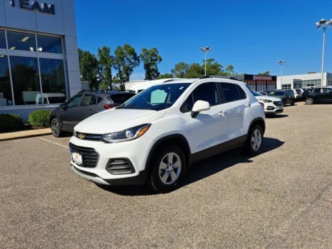Photos of 2022 Chevrolet Trax LT for sale in Norfolk, VA at First Team Subaru Norfolk