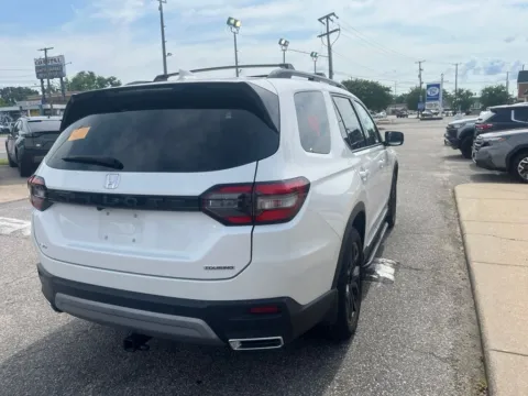 More photos of 2025 Honda Pilot Touring at First Team Subaru Norfolk, VA