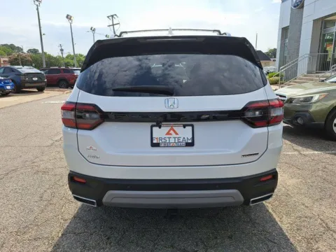 More photos of 2025 Honda Pilot Touring at First Team Subaru Norfolk, VA