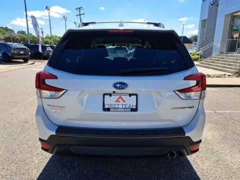 More photos of 2020 Subaru Forester Limited at First Team Subaru Norfolk, VA