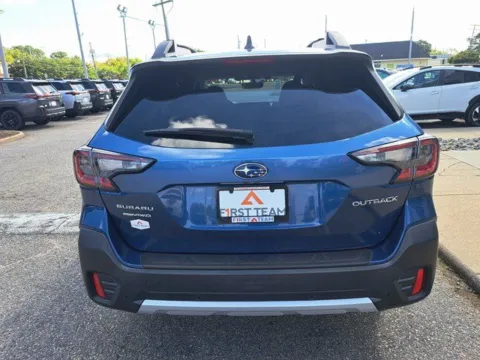 More photos of 2022 Subaru Outback Limited at First Team Subaru Norfolk, VA