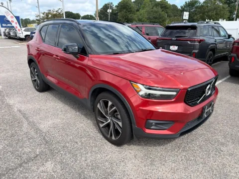 More photos of 2021 Volvo XC40 R-Design at First Team Subaru Norfolk, VA