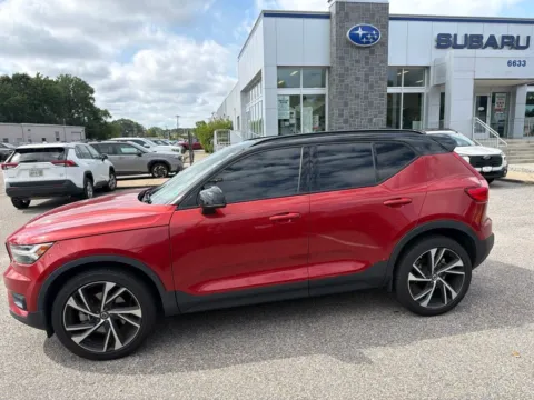 Photos of 2021 Volvo XC40 R-Design for sale in Norfolk, VA at First Team Subaru Norfolk