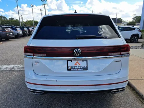 More photos of 2024 Volkswagen Atlas 2.0T SEL Premium R-Line at First Team Subaru Norfolk, VA