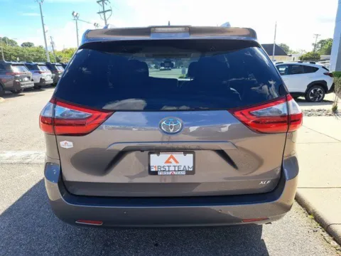 More photos of 2020 Toyota Sienna XLE at First Team Subaru Norfolk, VA