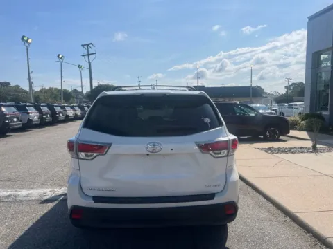 More photos of 2016 Toyota Highlander LE Plus V6 at First Team Subaru Norfolk, VA