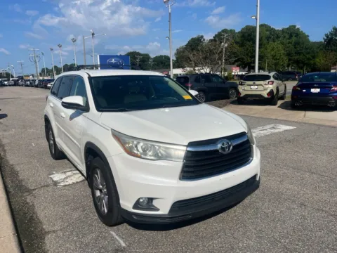 Photos of 2016 Toyota Highlander LE Plus V6 for sale in Norfolk, VA at First Team Subaru Norfolk