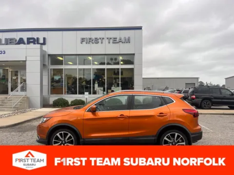 Orange 2017 Nissan Rogue Sport SL for sale in Norfolk, VA