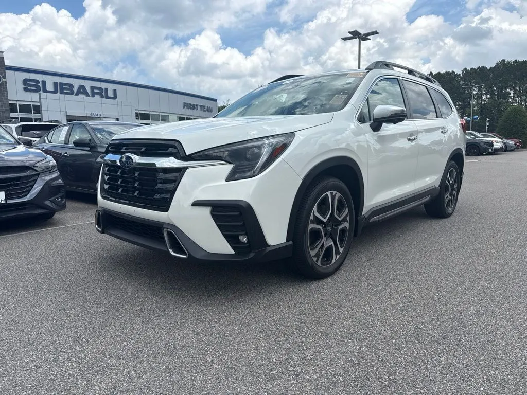 White 2023 Subaru Ascent Touring for sale in Suffolk, VA