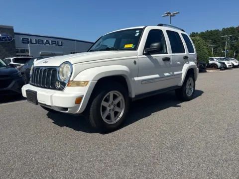 White 2007 Jeep Liberty Limited for sale in Suffolk, VA