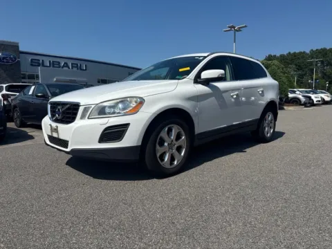 Photos of 2013 Volvo XC60 3.2 for sale in Suffolk, VA at First Team Subaru Suffolk