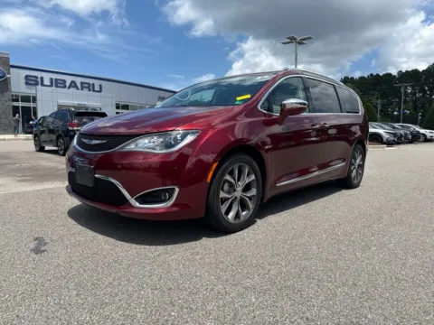 Red 2017 Chrysler Pacifica Limited for sale in Suffolk, VA