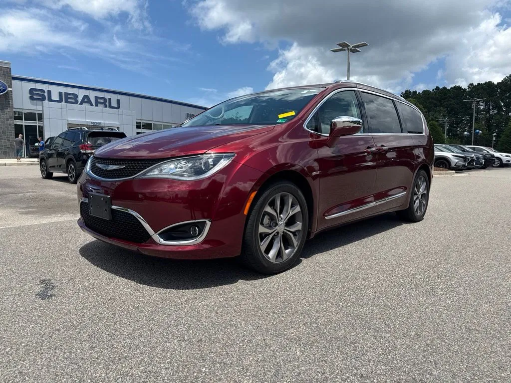 Red 2017 Chrysler Pacifica Limited for sale in Suffolk, VA