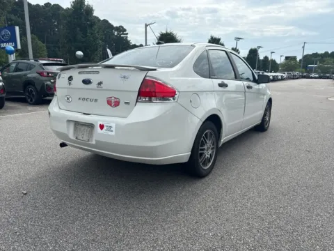 More photos of 2010 Ford Focus SE at First Team Subaru Suffolk, VA