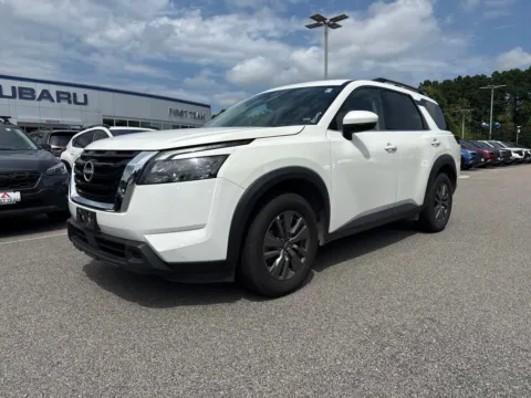 White 2025 Nissan Pathfinder SV for sale in Suffolk, VA