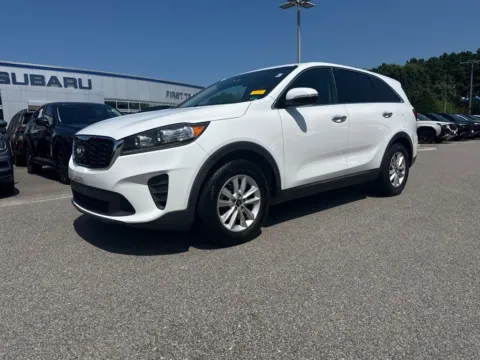 Photos of 2019 Kia Sorento LX for sale in Suffolk, VA at First Team Subaru Suffolk