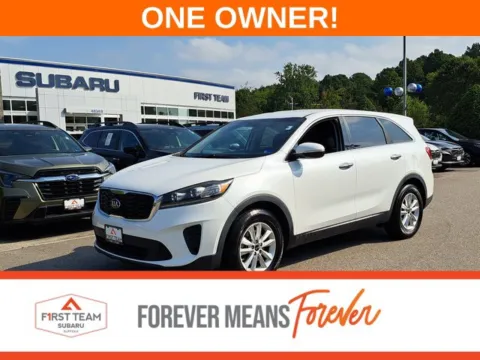 White 2019 Kia Sorento LX for sale in Suffolk, VA
