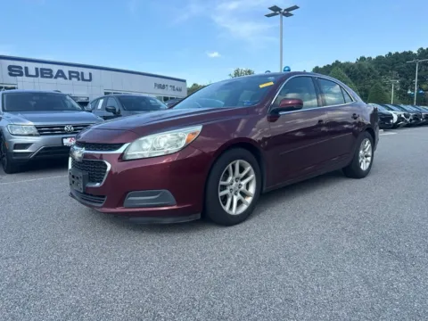 Red 2015 Chevrolet Malibu LT for sale in Suffolk, VA