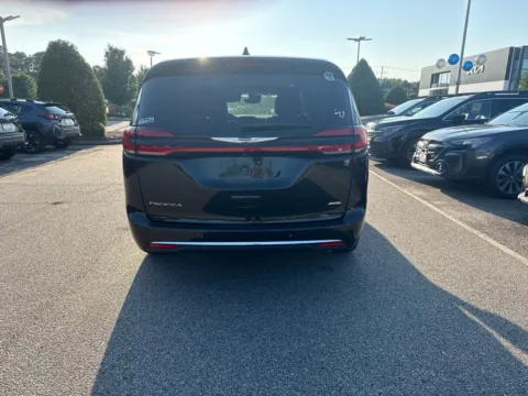 More photos of 2023 Chrysler Pacifica Touring L at First Team Subaru Suffolk, VA