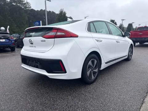More photos of 2019 Hyundai Ioniq Hybrid SEL at First Team Subaru Suffolk, VA