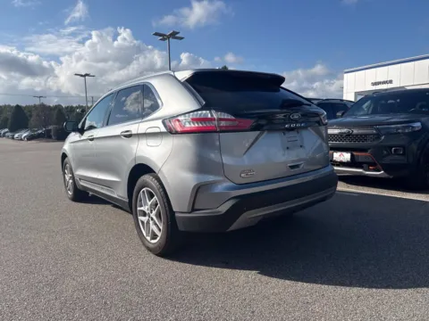 Another view of 2022 Ford Edge SEL for sale in Suffolk, VA at First Team Subaru Suffolk