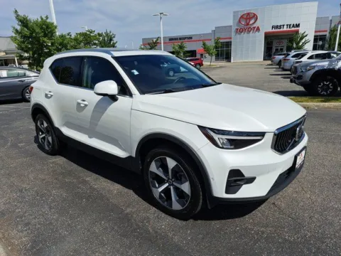 More photos of 2023 Volvo XC40 B5 Plus Bright Theme at First Team Toyota, VA