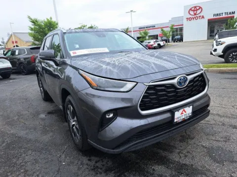 More photos of 2023 Toyota Highlander Hybrid XLE at First Team Toyota, VA