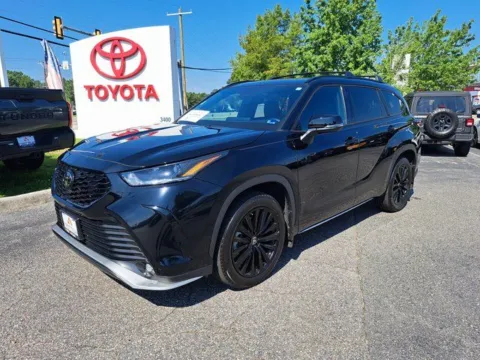 Photos of 2024 Toyota Highlander XSE for sale in Chesapeake, VA at First Team Toyota