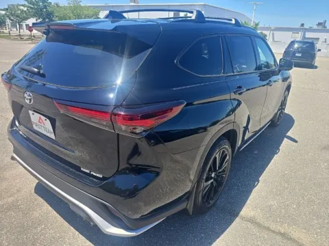 More photos of 2024 Toyota Highlander XSE at First Team Toyota, VA