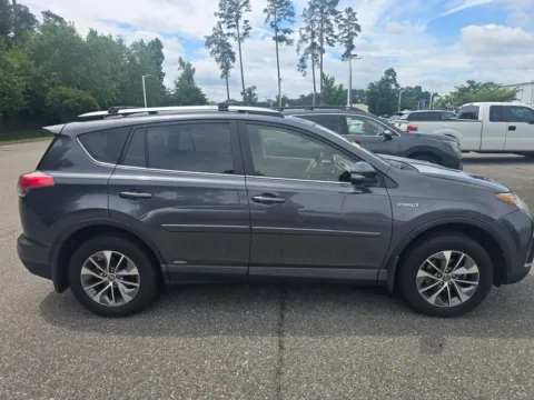 More photos of 2018 Toyota RAV4 Hybrid XLE at First Team Toyota, VA