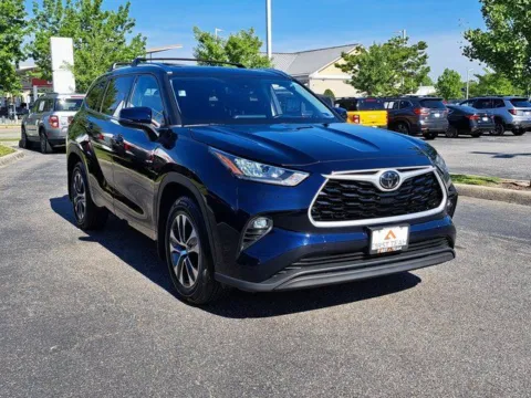 More photos of 2020 Toyota Highlander XLE at First Team Toyota, VA