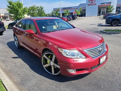 More photos of 2012 Lexus LS 460 at First Team Toyota, VA