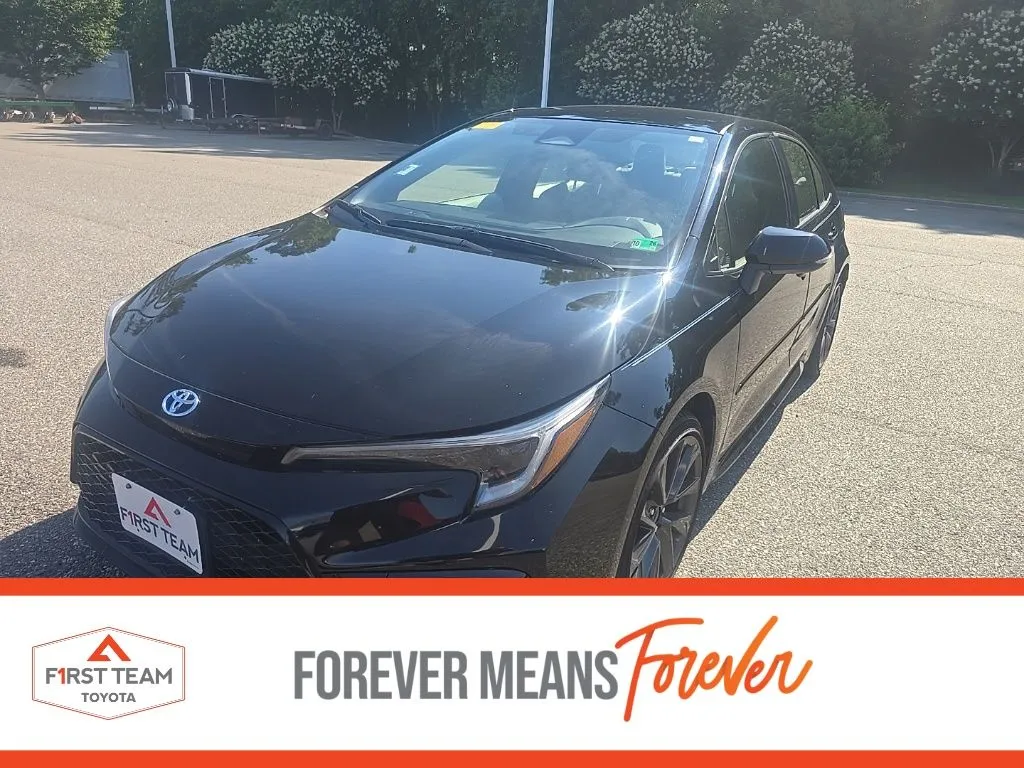 Black 2023 Toyota Corolla Hybrid SE for sale in Chesapeake, VA